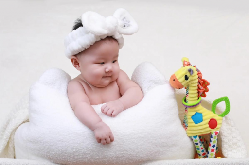 嘉鱼宝宝发烧有眼屎 嘉鱼宝宝发烧有眼屎